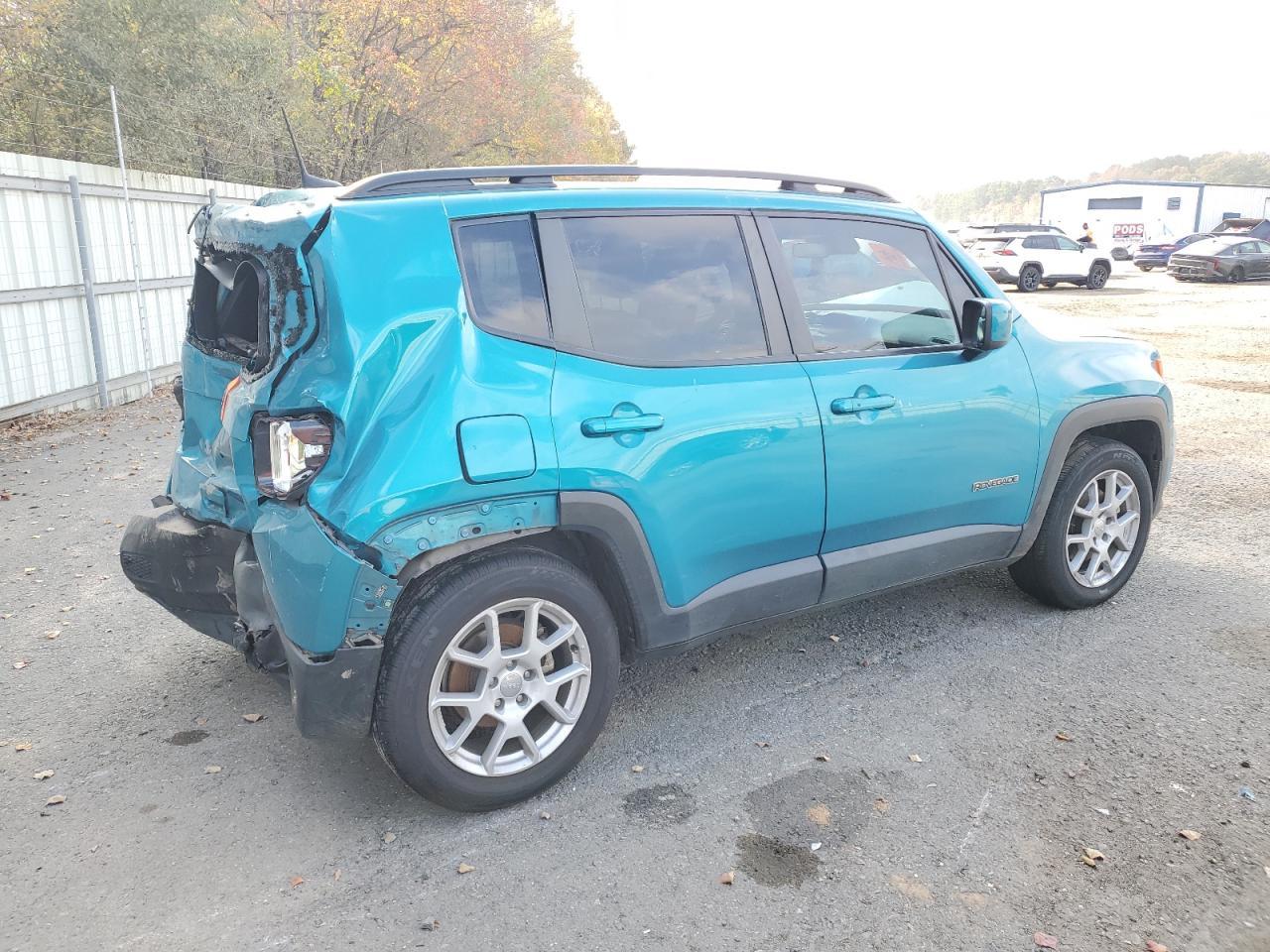 2021 Jeep Renegade Latitude - Image 3