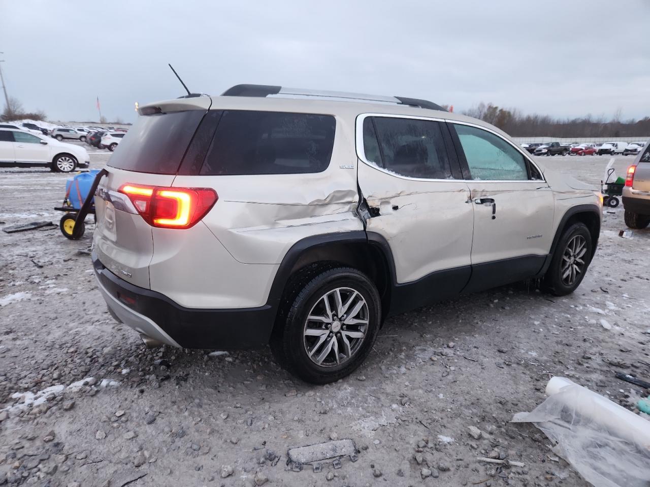 2017 GMC Acadia Sle - Фото 3