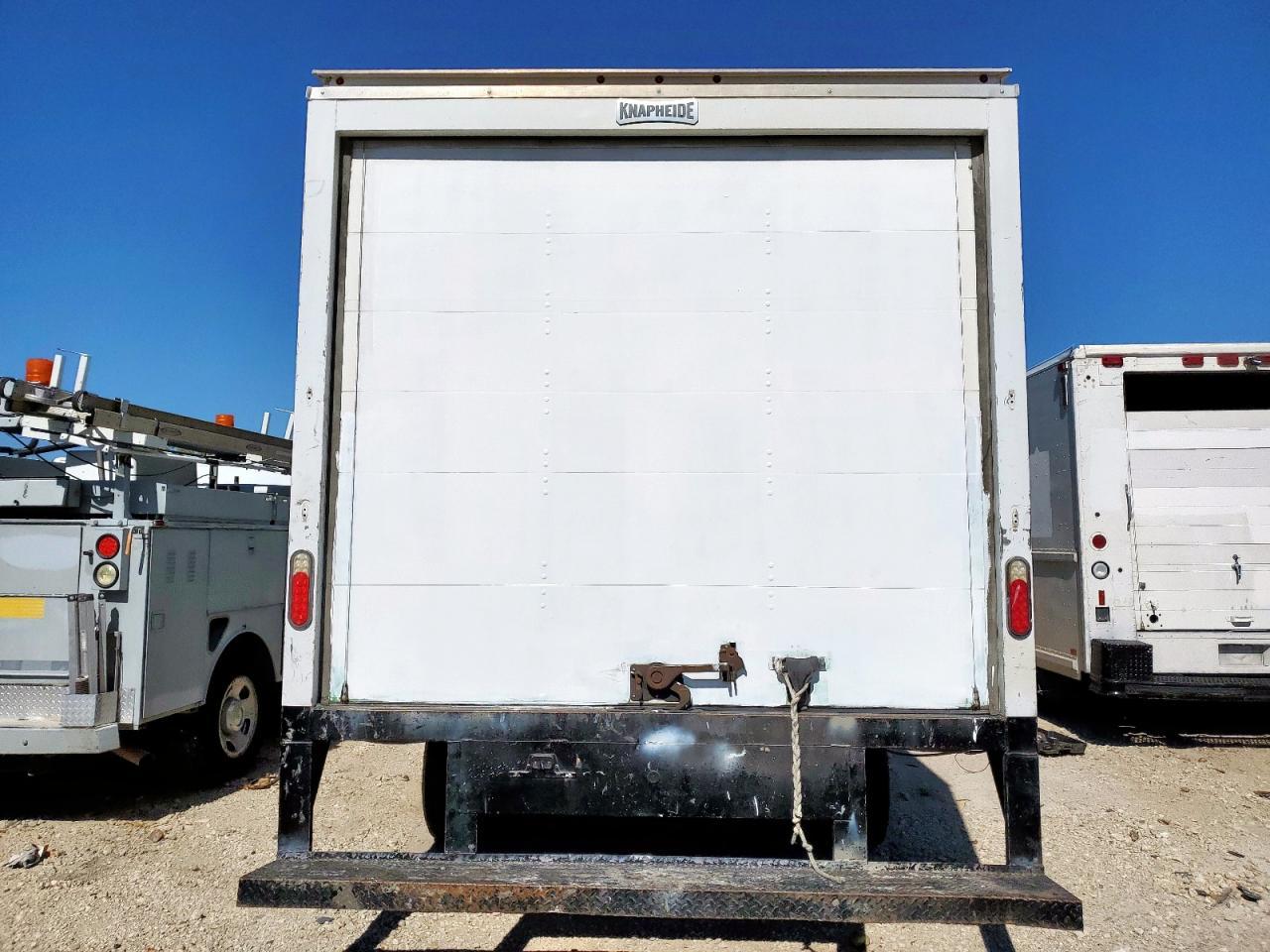 2019 Ram Promaster 3500 Box Truck - Фото 6