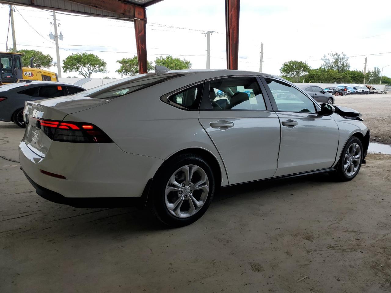 2025 Honda Accord Lx - Фото 3