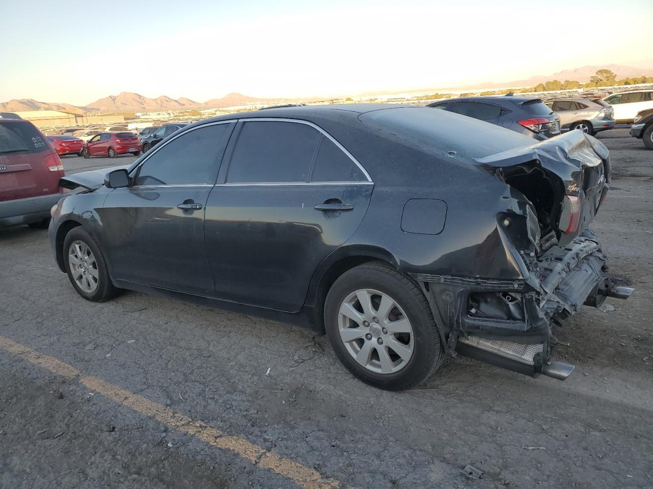 2007 Toyota Camry Le - Image 2