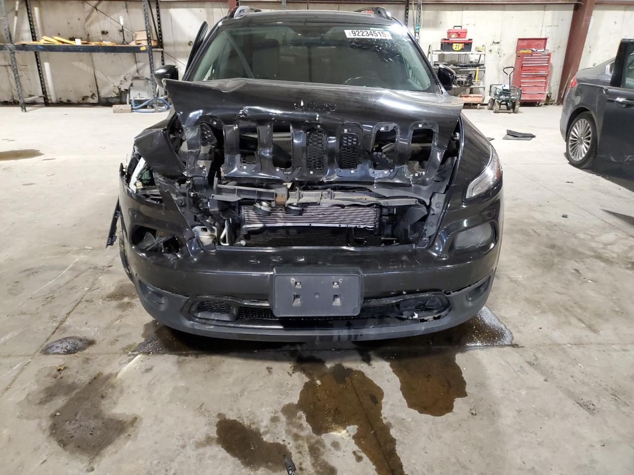 2016 Jeep Cherokee Latitude - Image 5