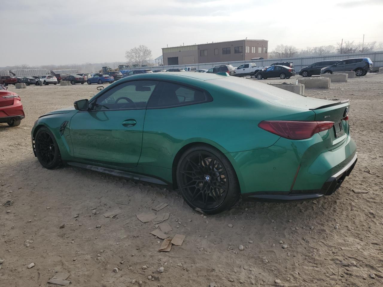 2025 BMW M4 Competition - Фото 2