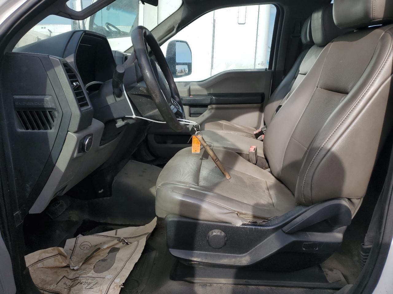 2019 Ford F550 Flatbed Truck - Image 7