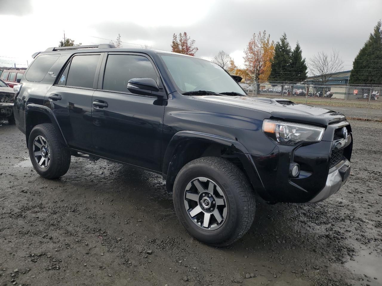 2019 Toyota 4Runner Sr5/Sr5 Premium - Image 4