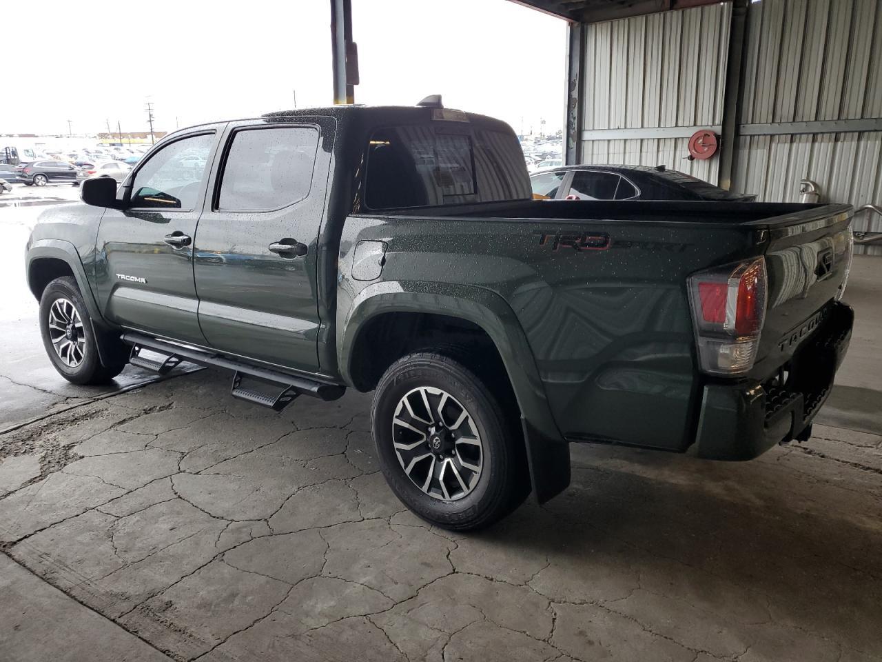 2022 Toyota Tacoma Double Cab - Image 2