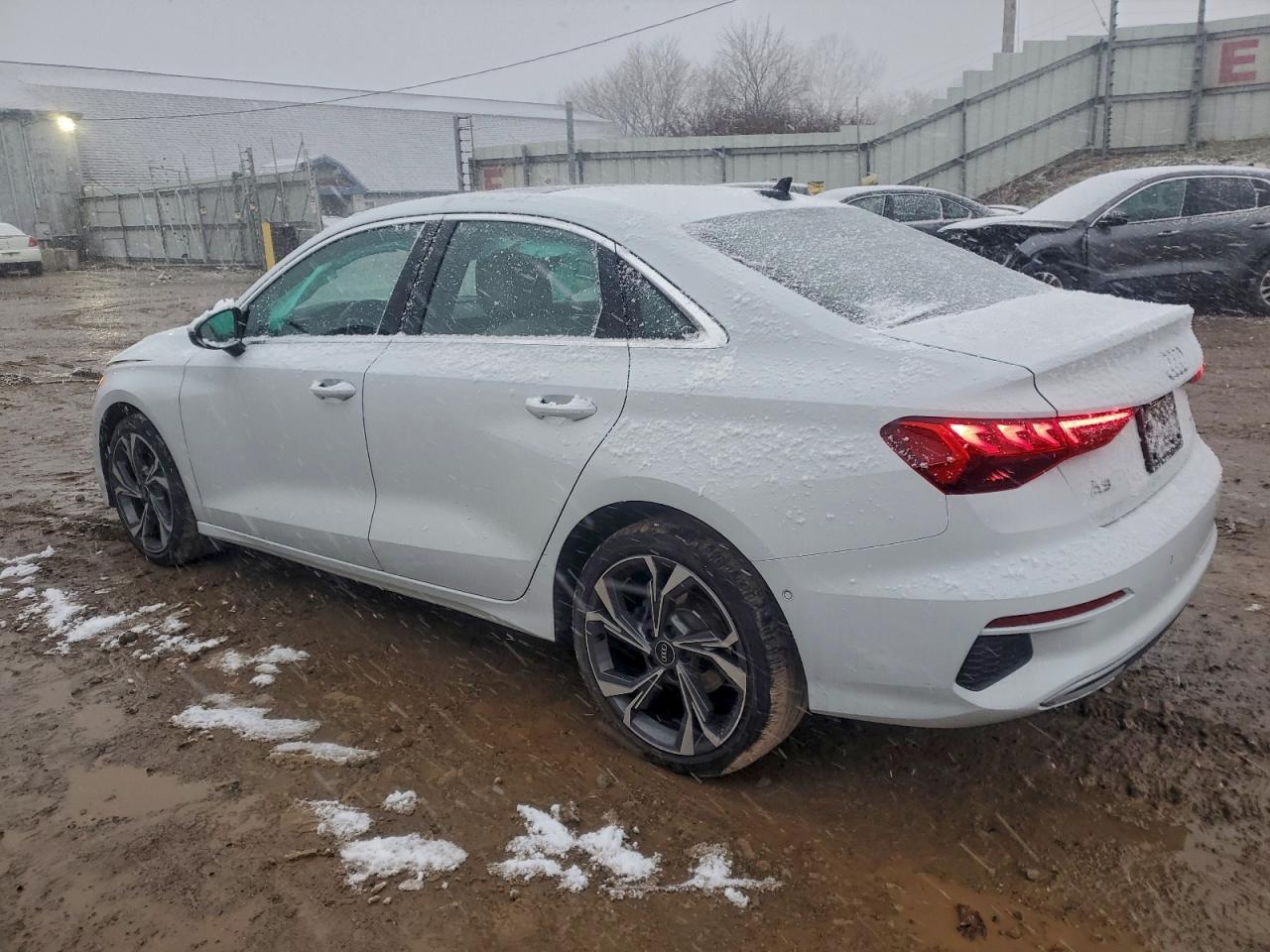 2022 Audi A3 Premium Plus - Фото 2