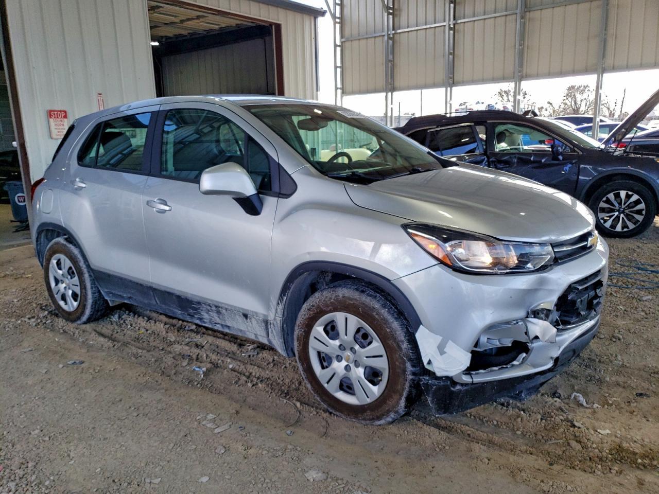 2017 Chevrolet Trax Ls - Фото 4