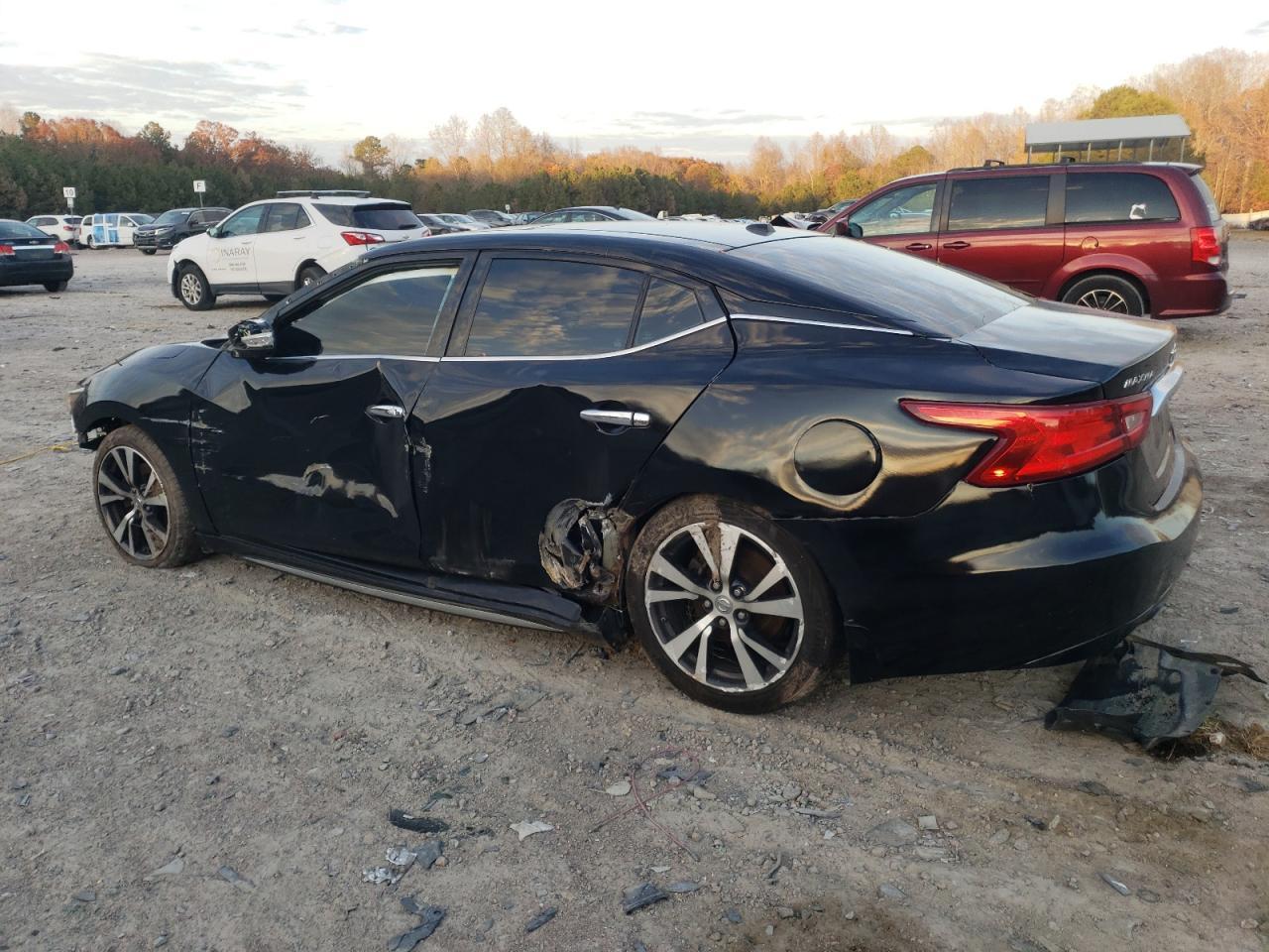 2017 Nissan Maxima 3.5S - Image 2