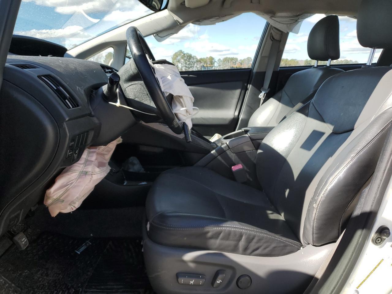 2013 Toyota Prius - Image 7