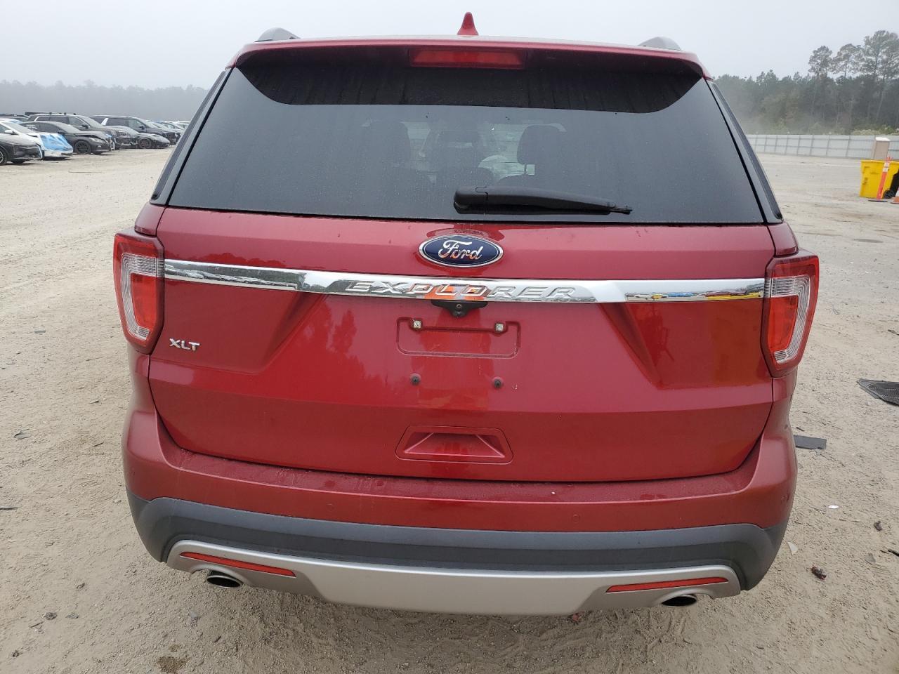 2017 Ford Explorer Xlt - Image 6