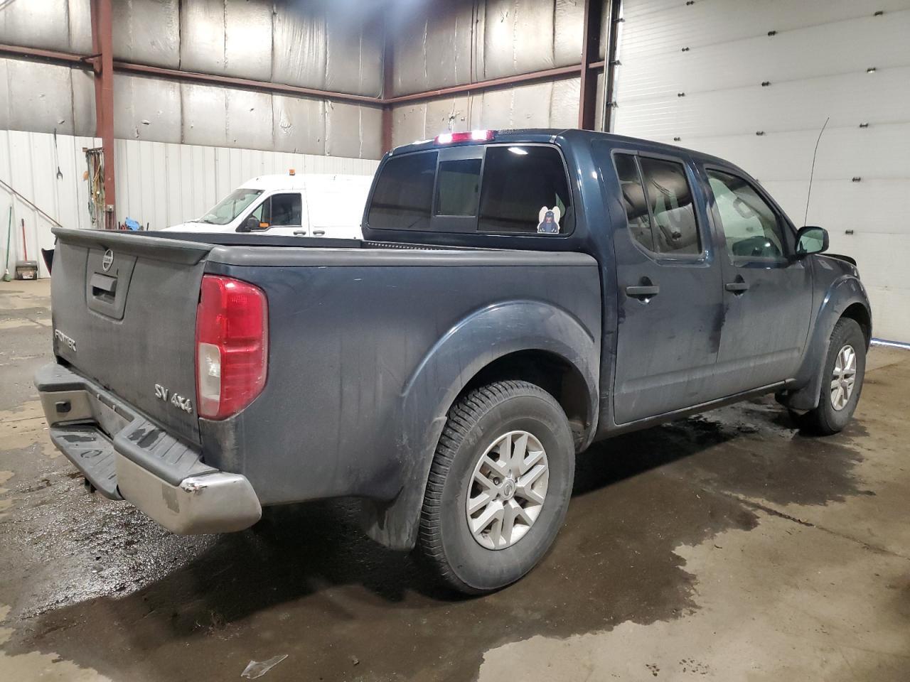 2017 Niss Frontier S - Фото 3