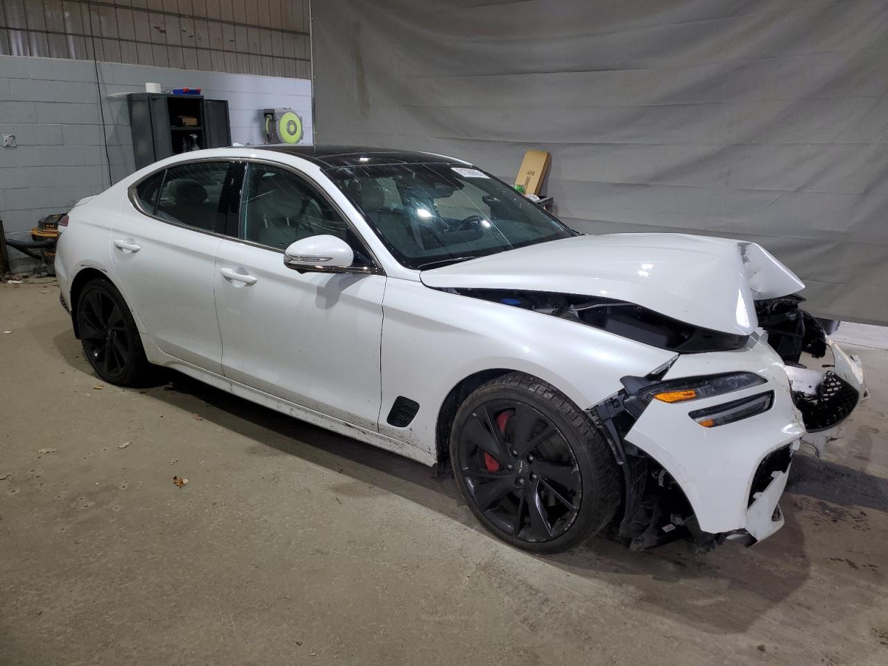 2023 Genesis G70 Base - Фото 4