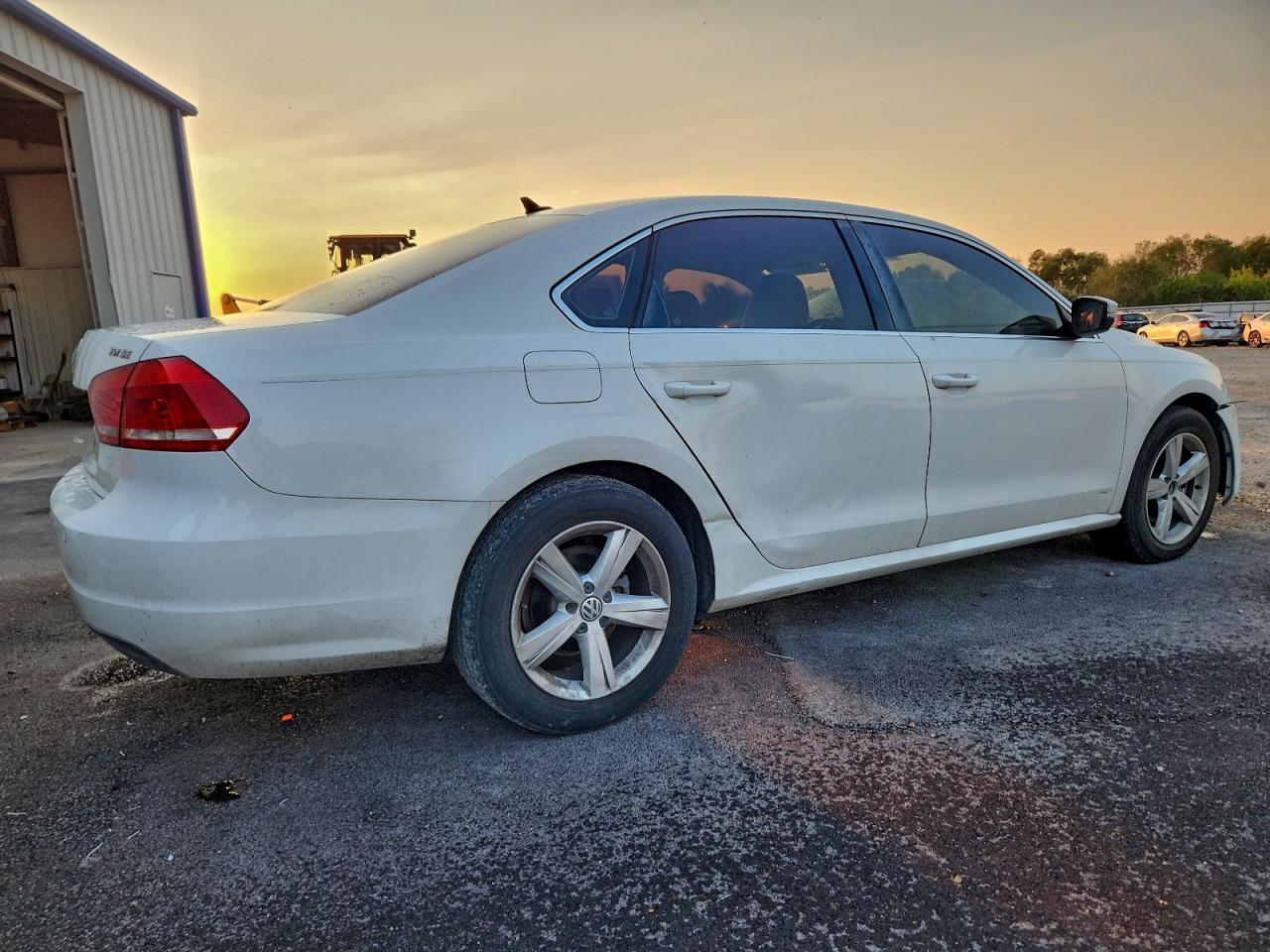 2013 Volkswagen Passat Se - Фото 3