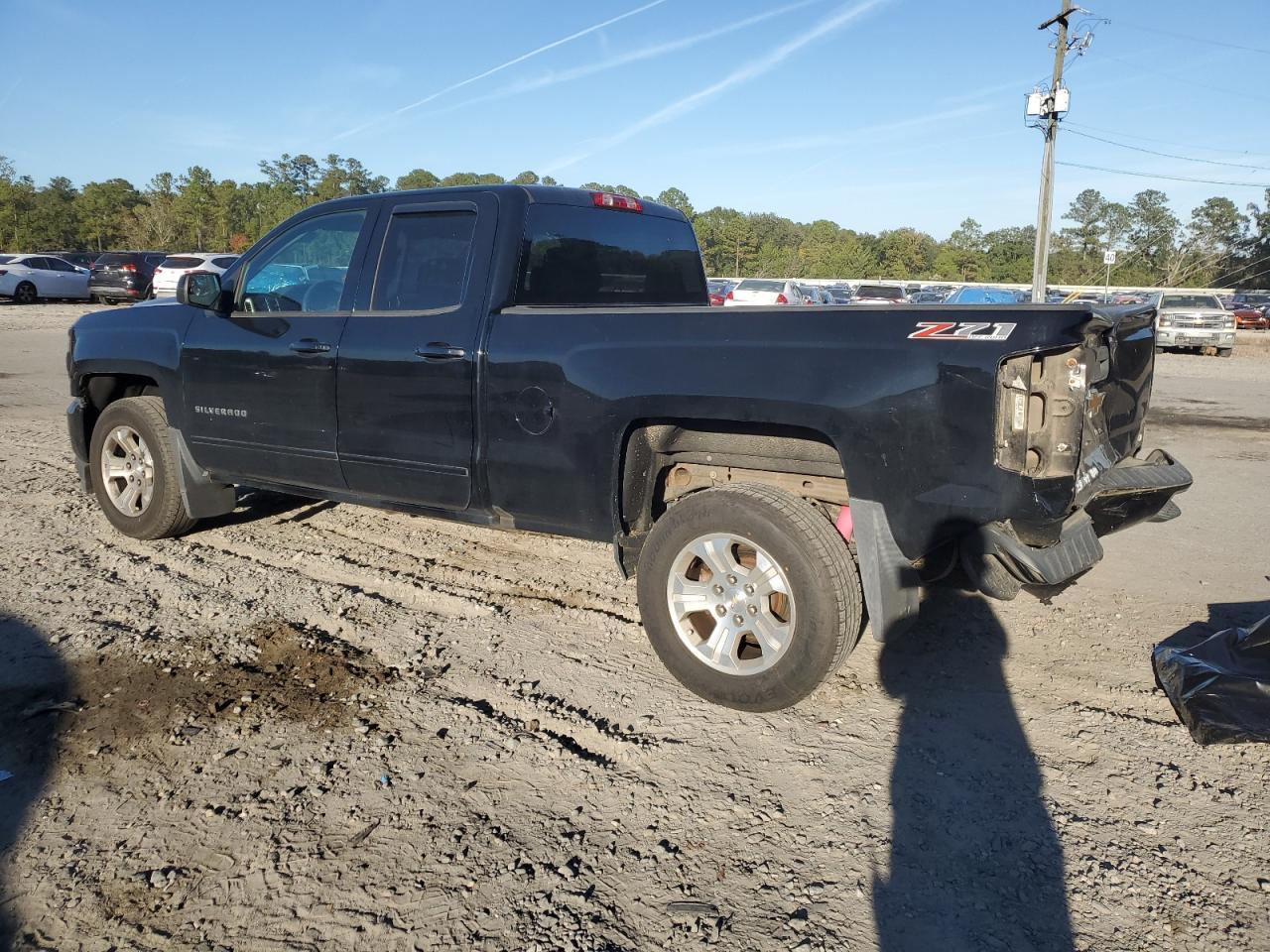 2017 Chevrolet Silverado K1500 Lt - Image 2