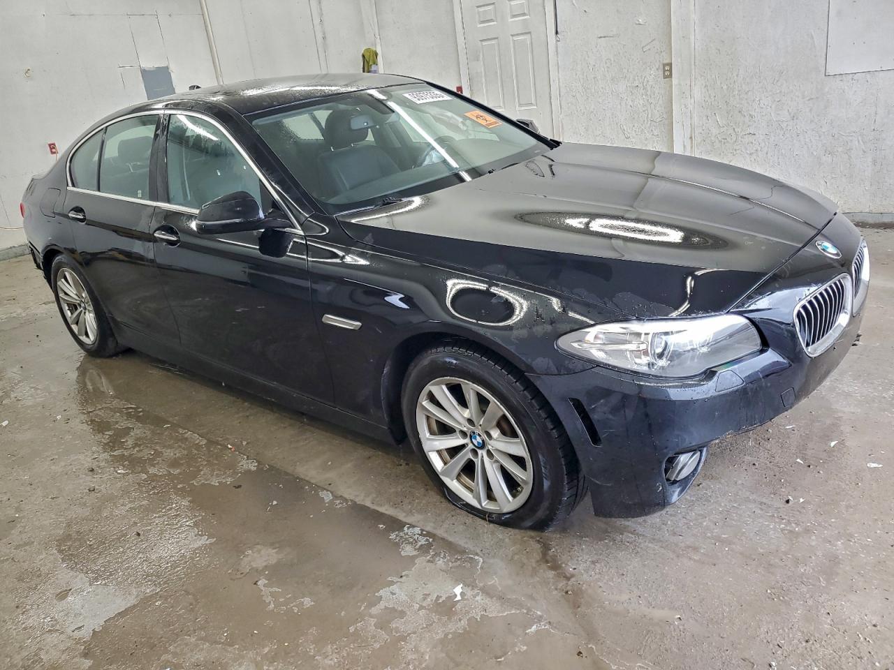 2016 BMW 528 Xi - Image 4