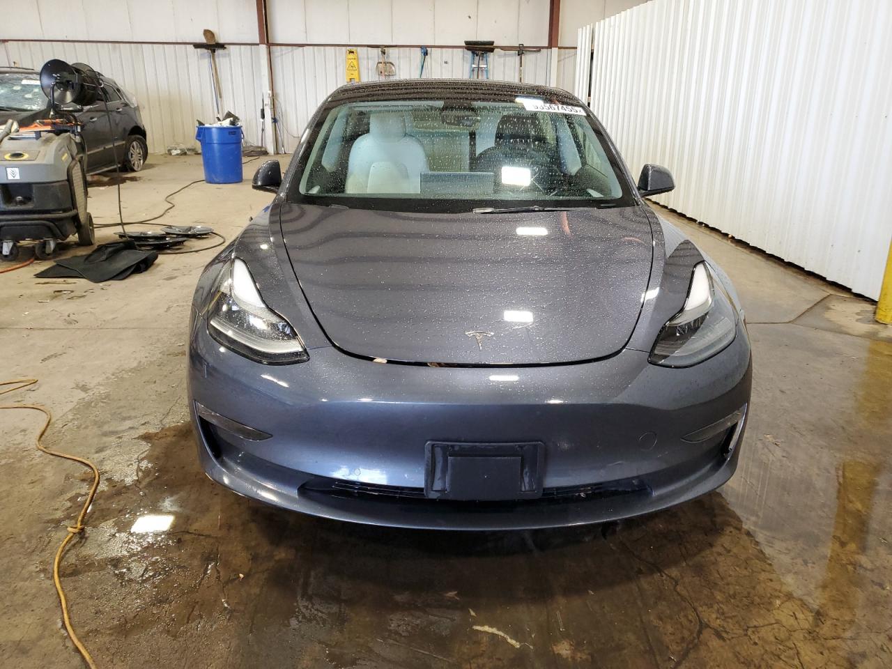 2022 Tesla Model 3 - Фото 5