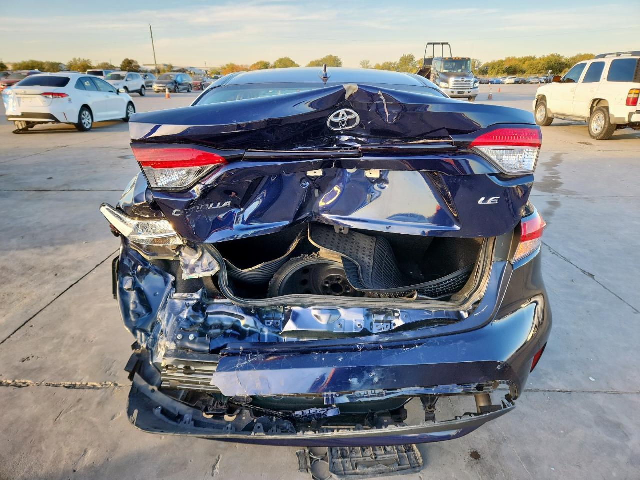 2022 Toyota Corolla Le - Фото 6