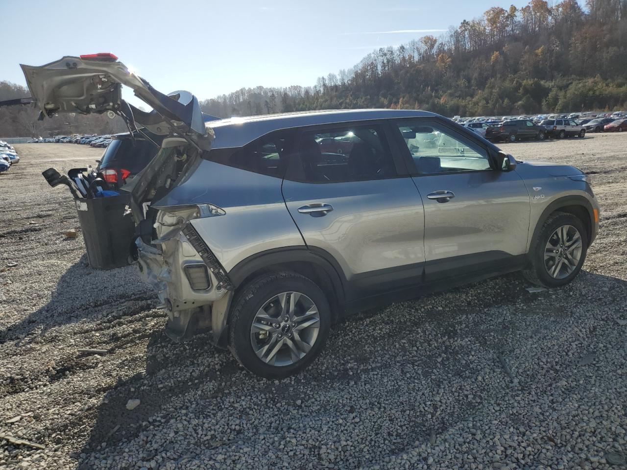 2023 Kia Seltos Lx - Фото 3