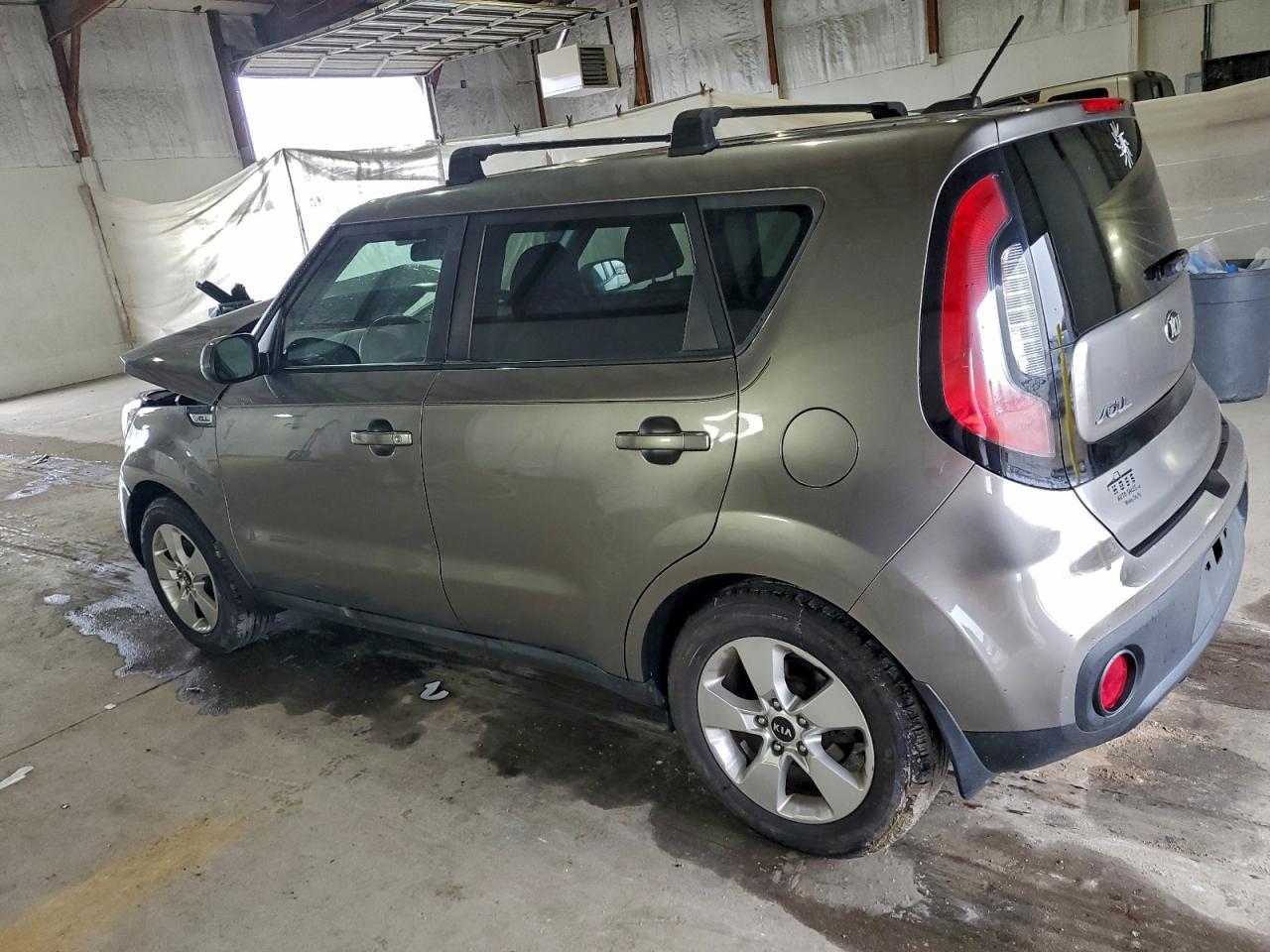 2017 Kia Soul - Image 2