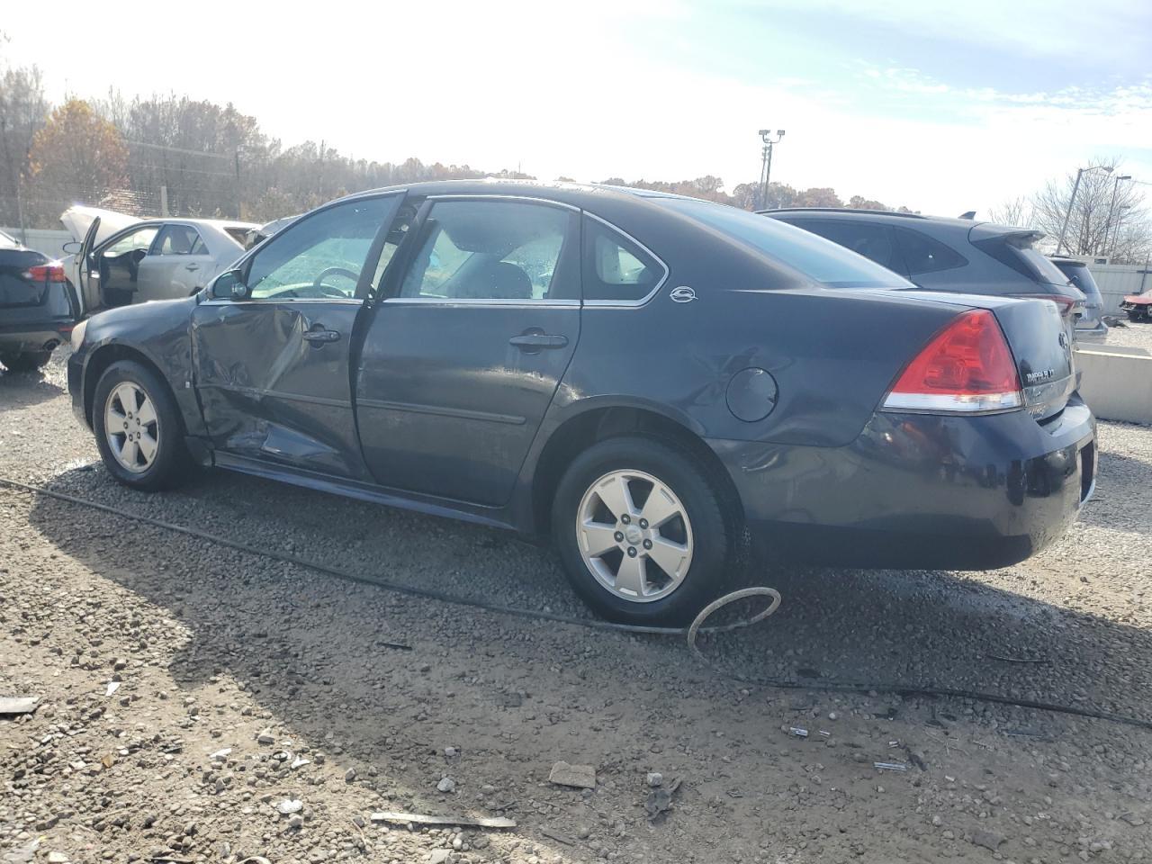 2009 Chevrolet Impala 1Lt - Image 2