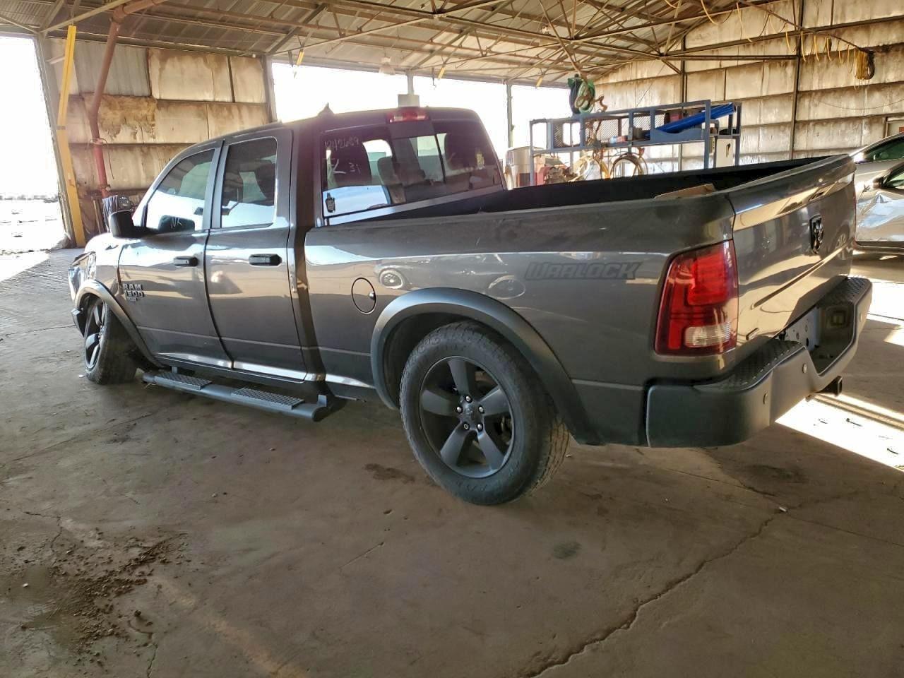 2020 Ram 1500 Classic Warlock - Фото 2