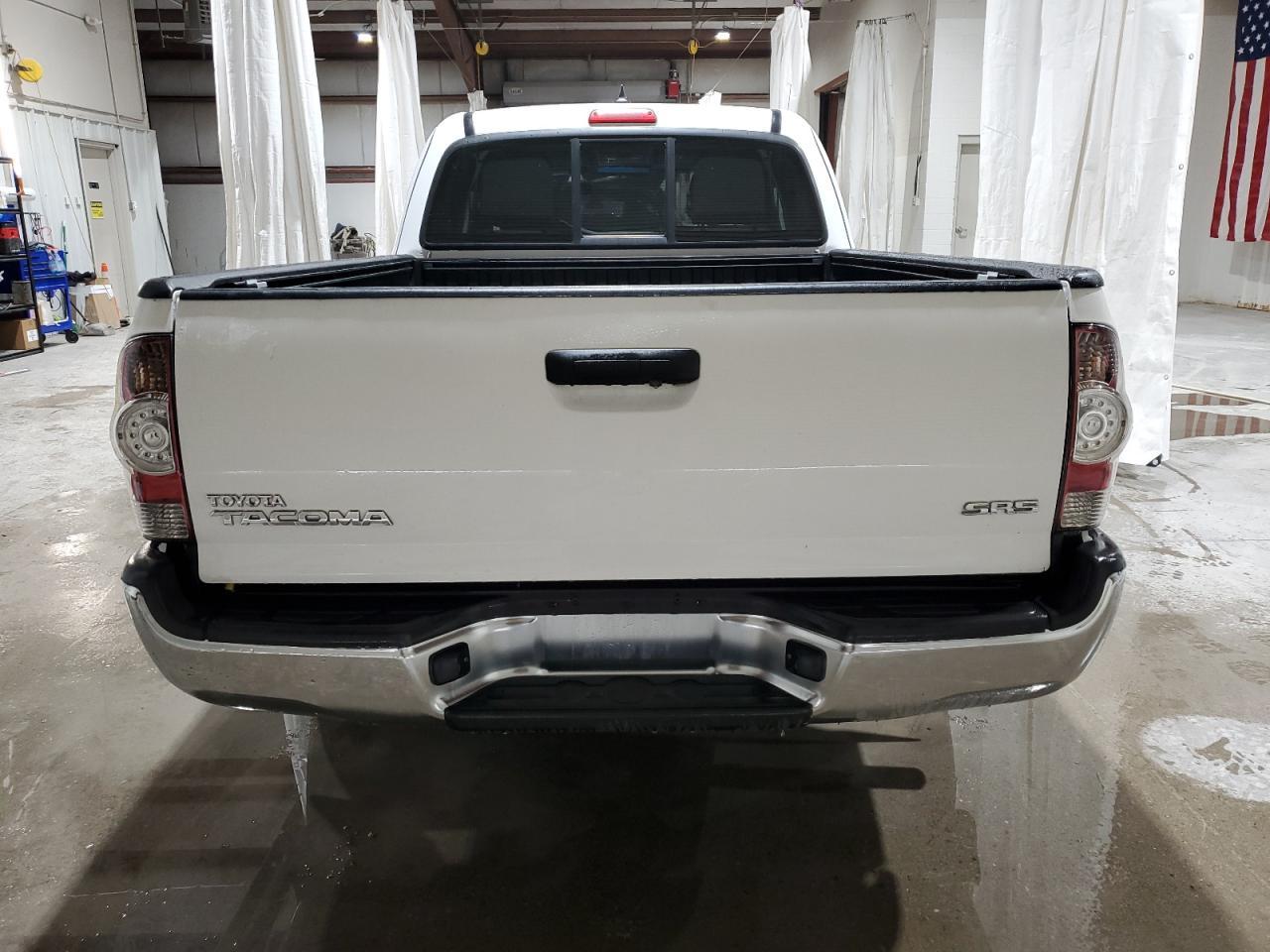 2015 Toyota Tacoma Access Cab - Image 6