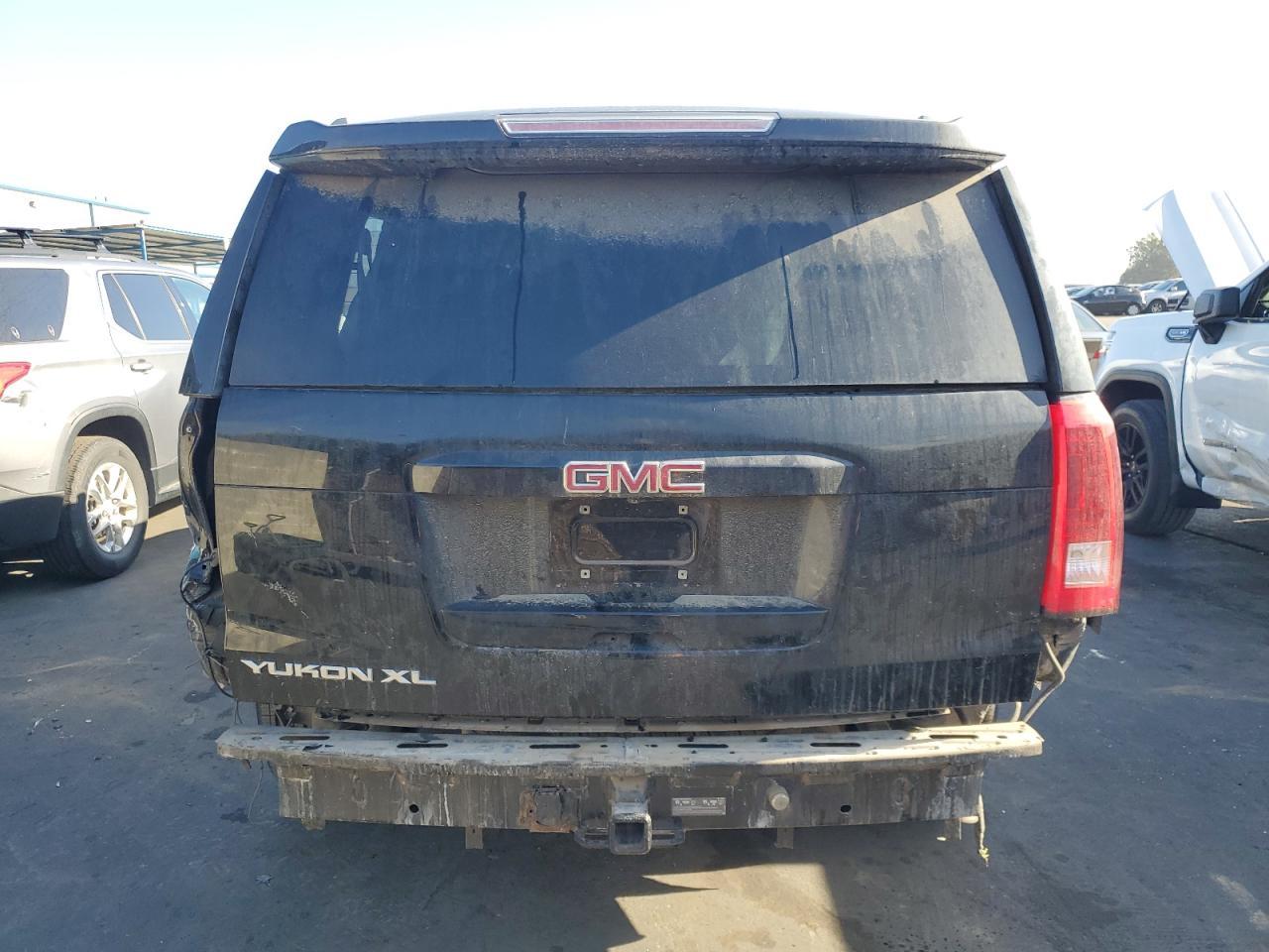 2015 GMC Yukon Xl C1500 Slt - Image 6