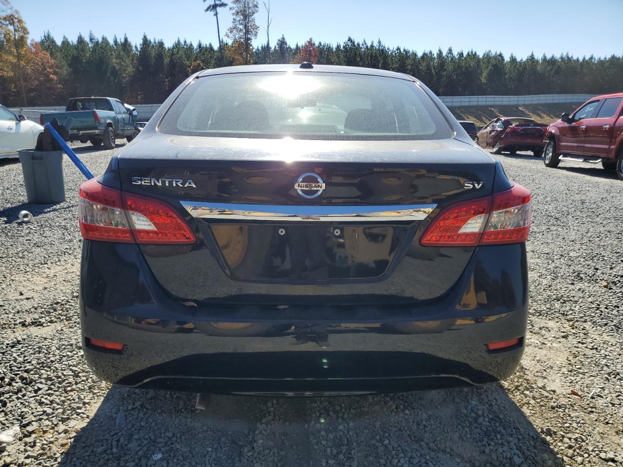 2015 Nissan Sentra S - Фото 6