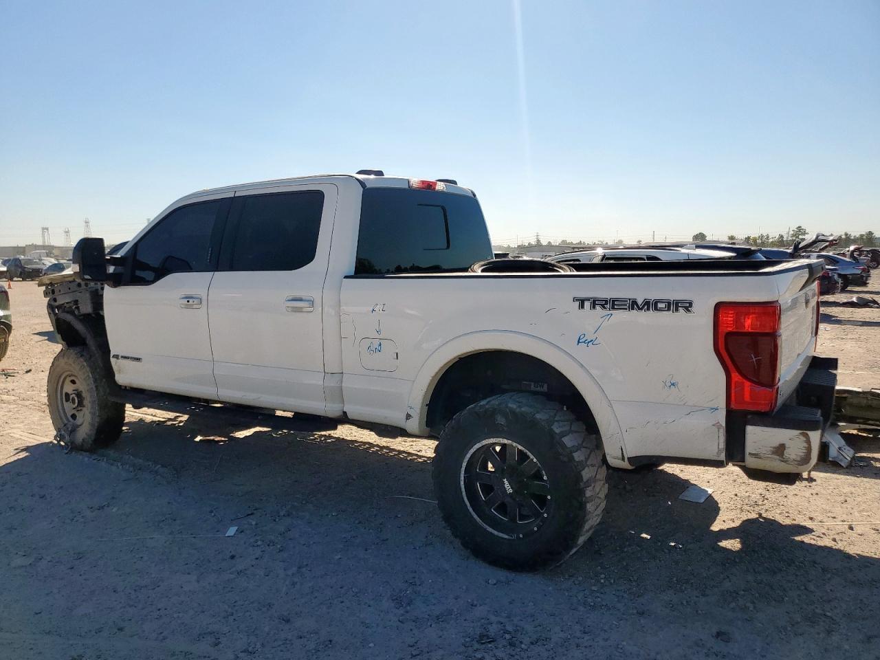 2021 Ford F250 Super Duty - Фото 2