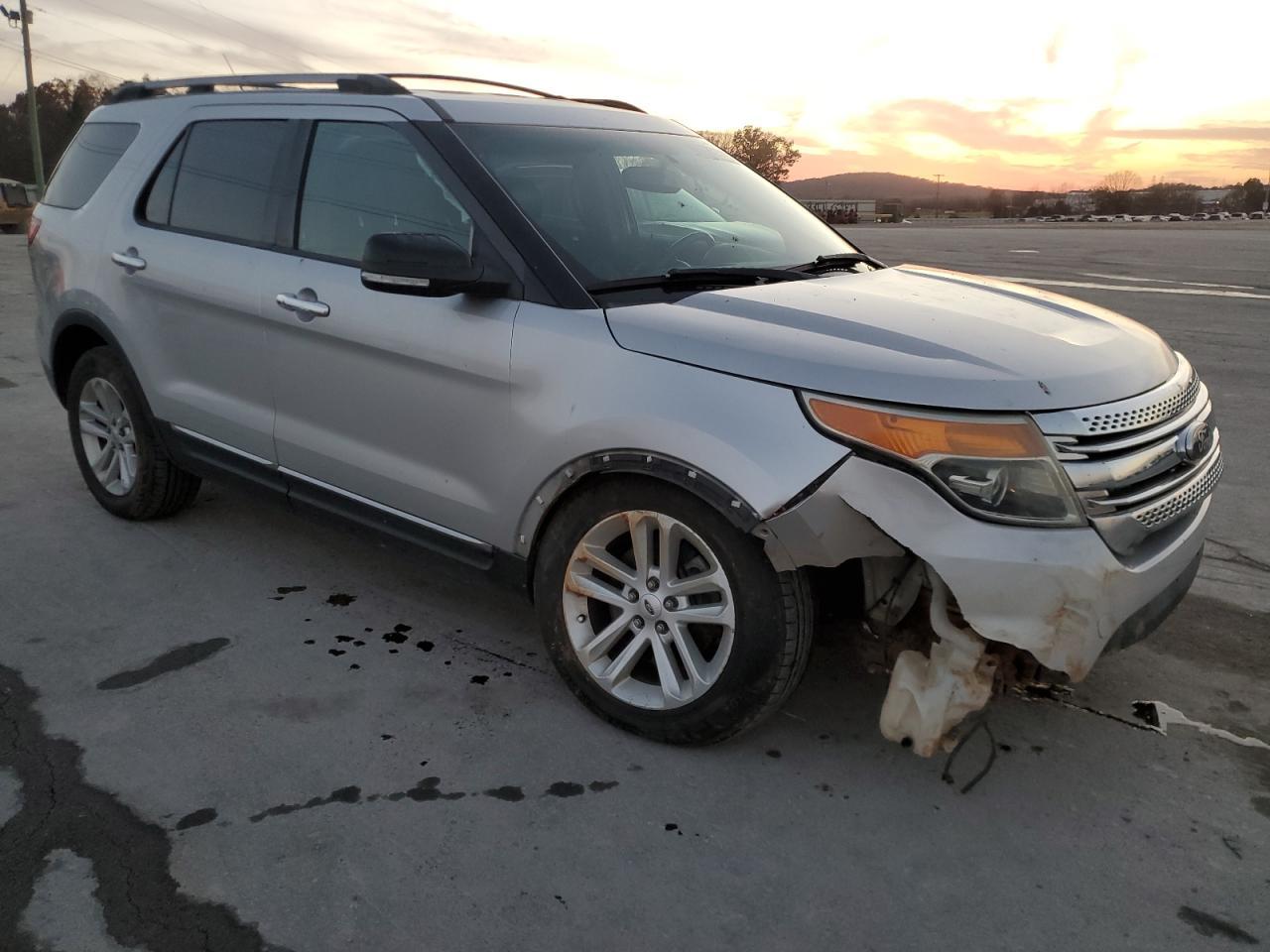 2011 Ford Explorer Xlt - Фото 4