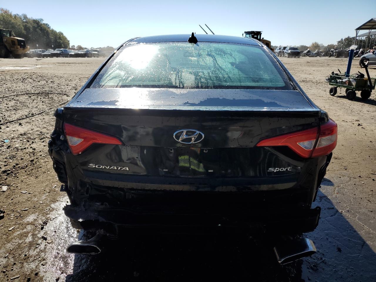2015 Hyundai Sonata Sport - Image 6