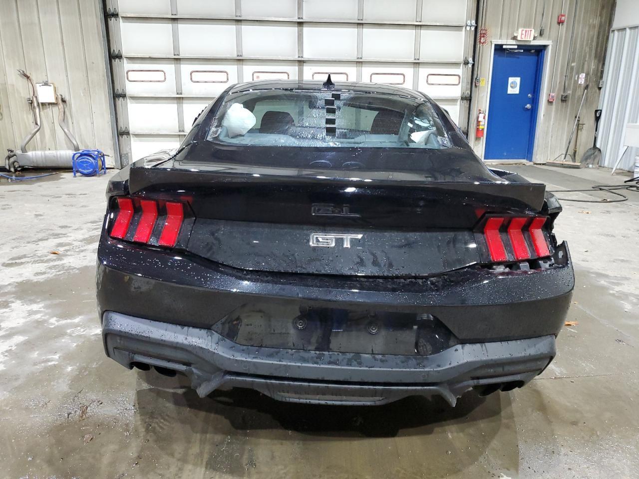 2024 Ford Mustang Gt - Фото 6