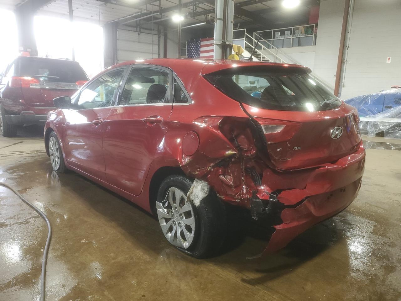 2017 Hyundai Elantra Gt Base - Image 2