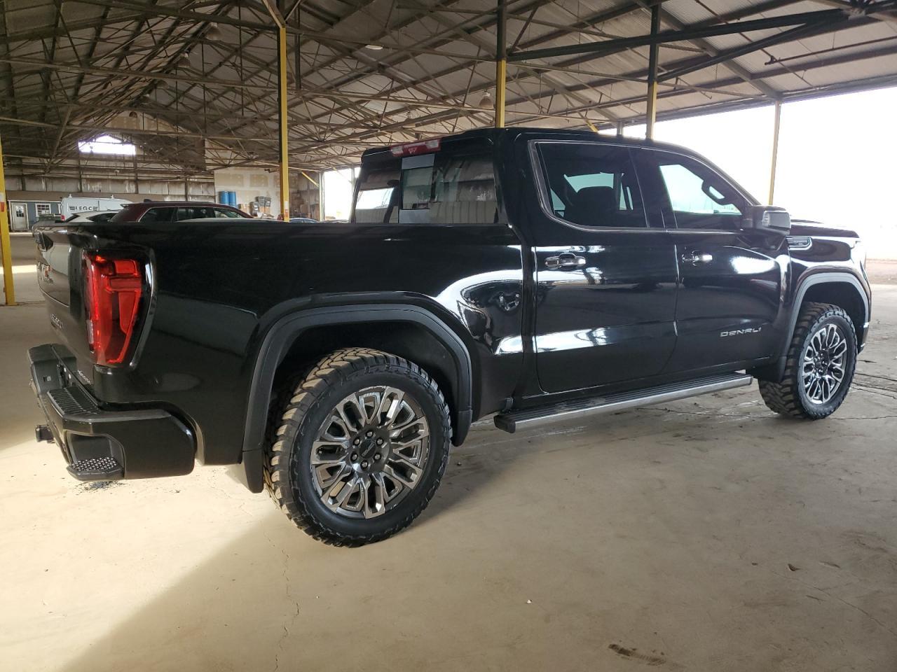 2023 GMC Sierra K1500 Denali Ultimate - Фото 3