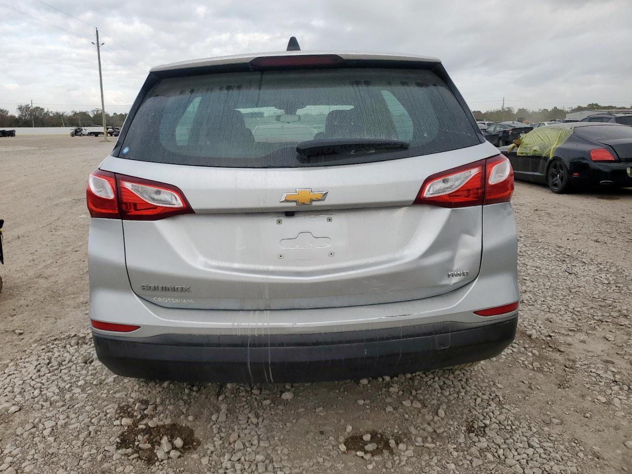 2021 Chevrolet Equinox Ls - Image 6