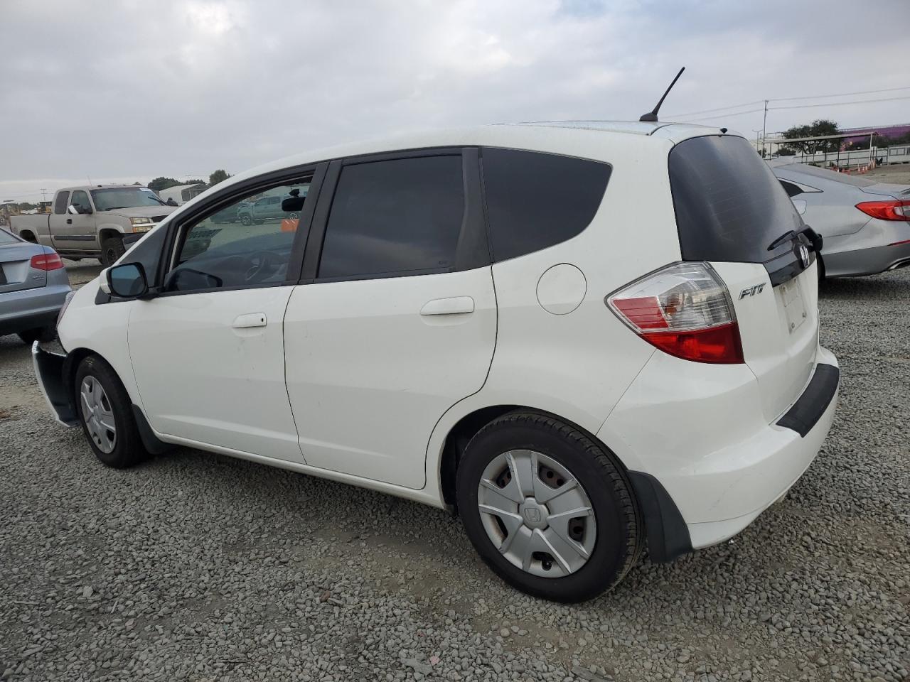2013 Honda Fit - Фото 2