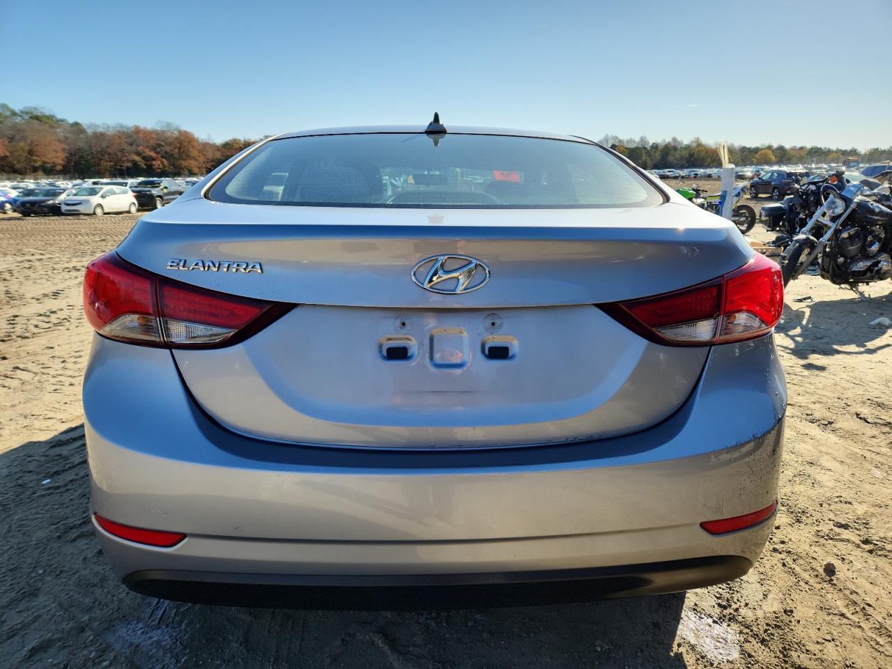 2016 Hyundai Elantra Se - Фото 6