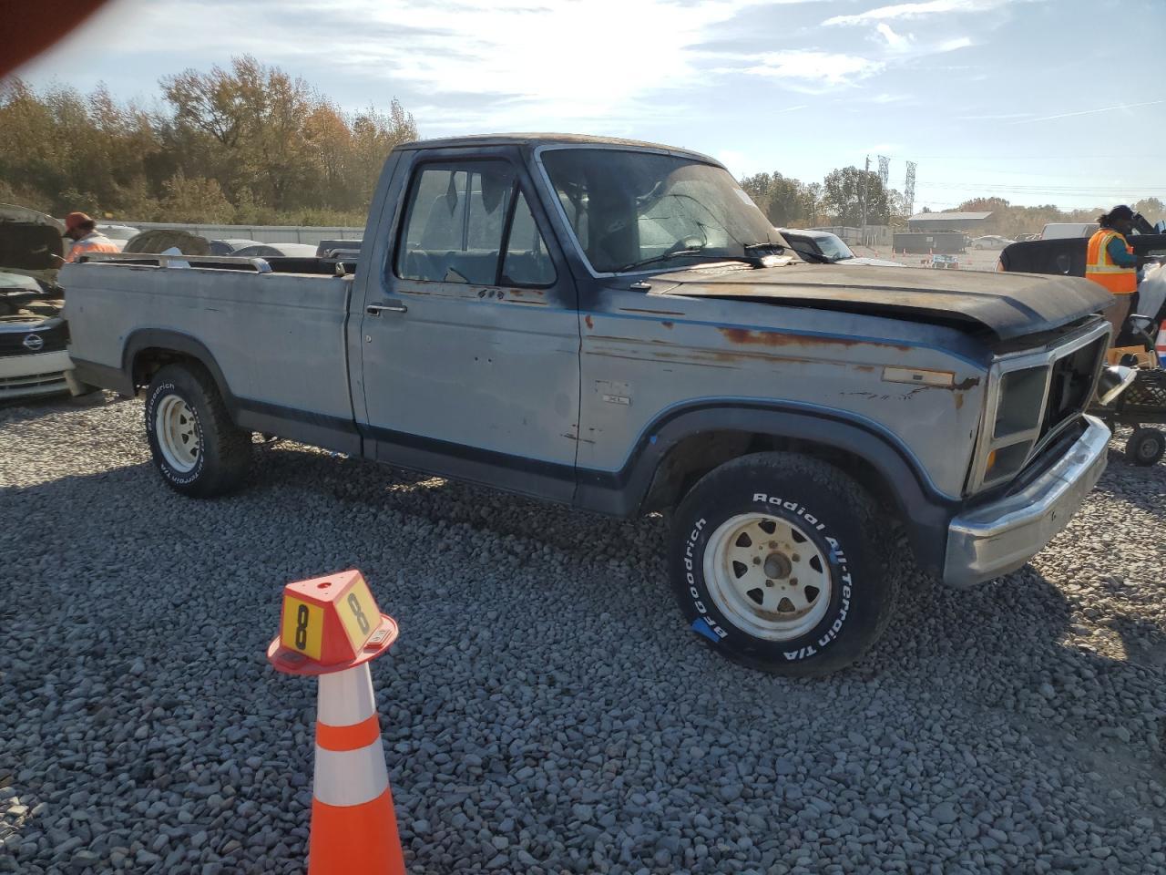 1985 Ford F150 - Фото 4