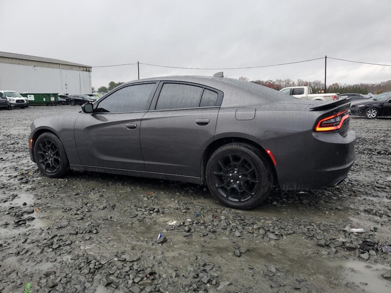 2017 Dodge Charger Sxt - Фото 2