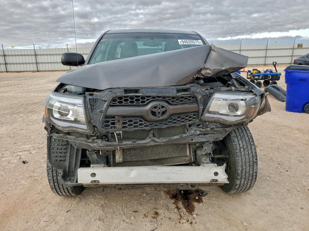 2011 Toyota Tacoma Prerunner Access Cab - Image 5