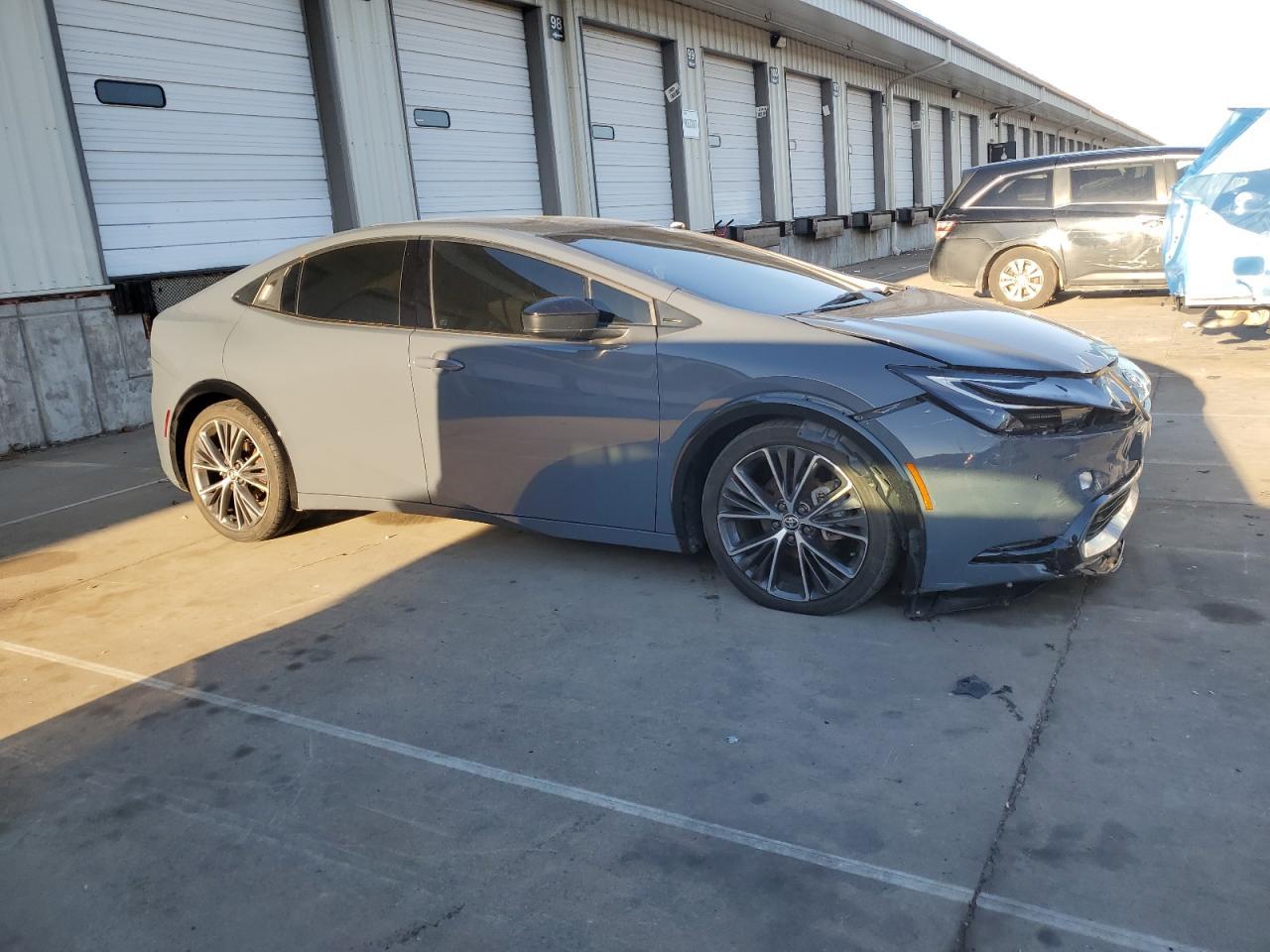 2024 Toyota Prius Le - Фото 4