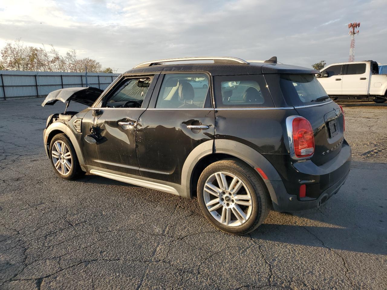 2020 Mini Cooper Countryman - Image 2