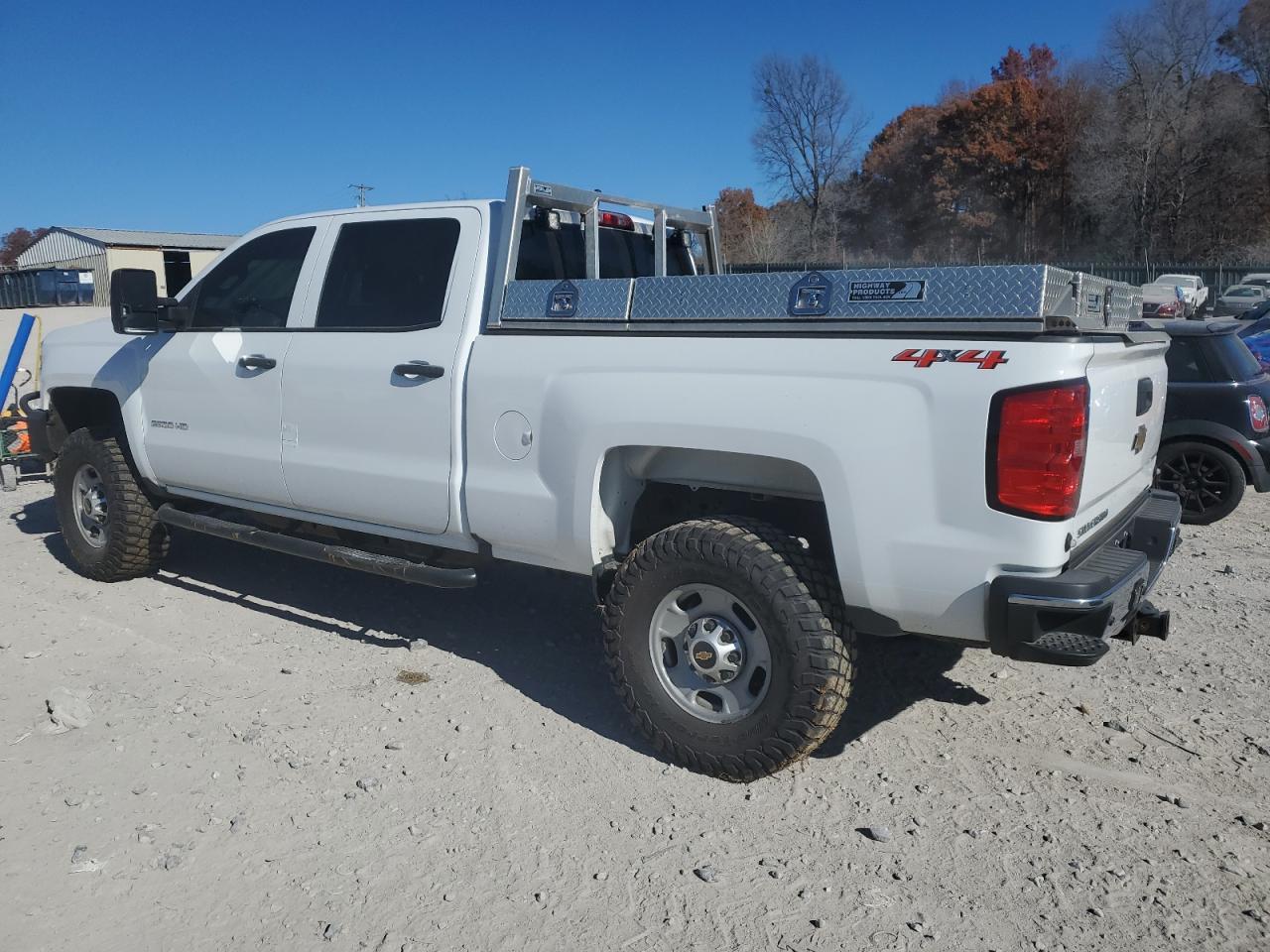 2019 Chevrolet Silverado K2500 Heavy Duty - Image 2