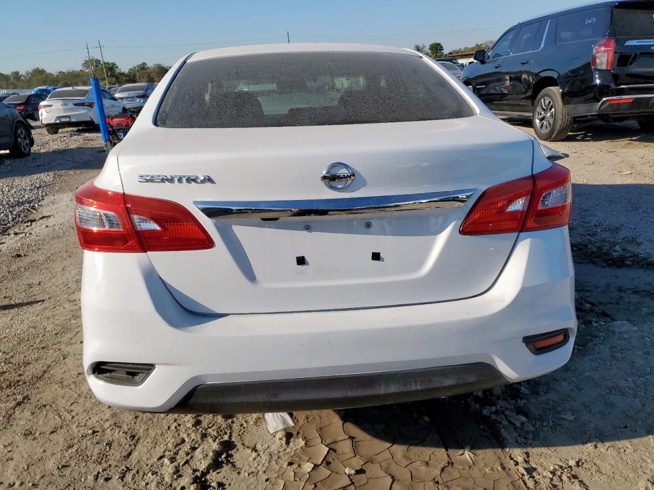 2019 Nissan Sentra S - Image 6