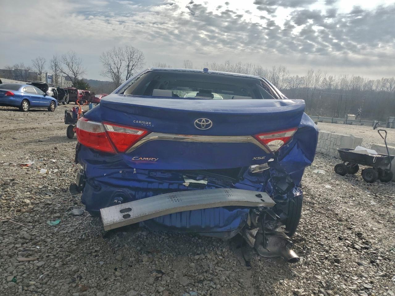 2015 Toyota Camry Le - Фото 6