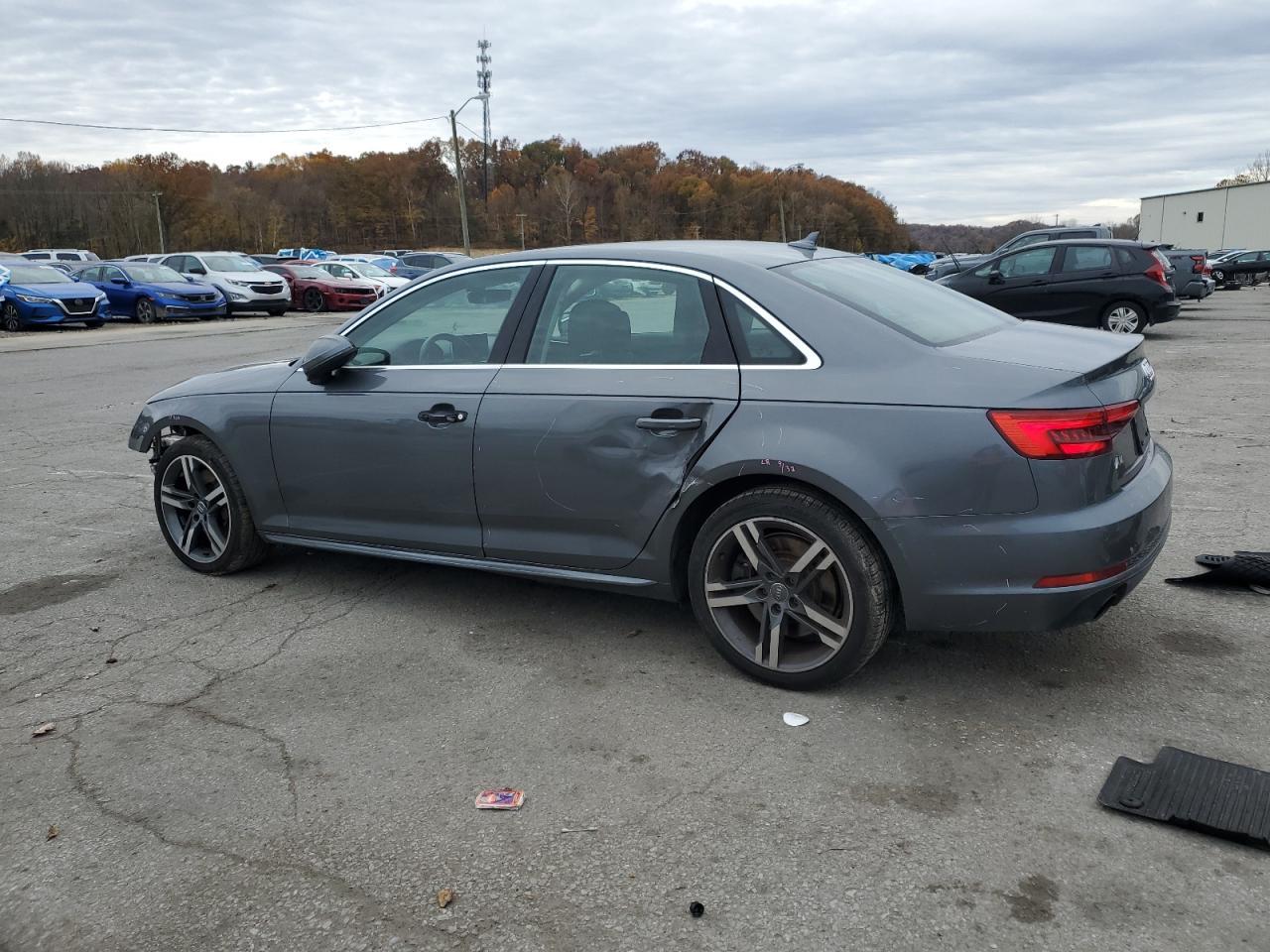 2017 Audi A4 Premium Plus - Фото 2