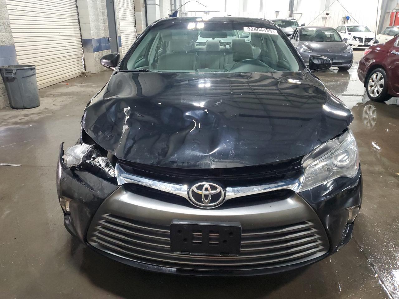 2017 Toyota Camry Le - Фото 5