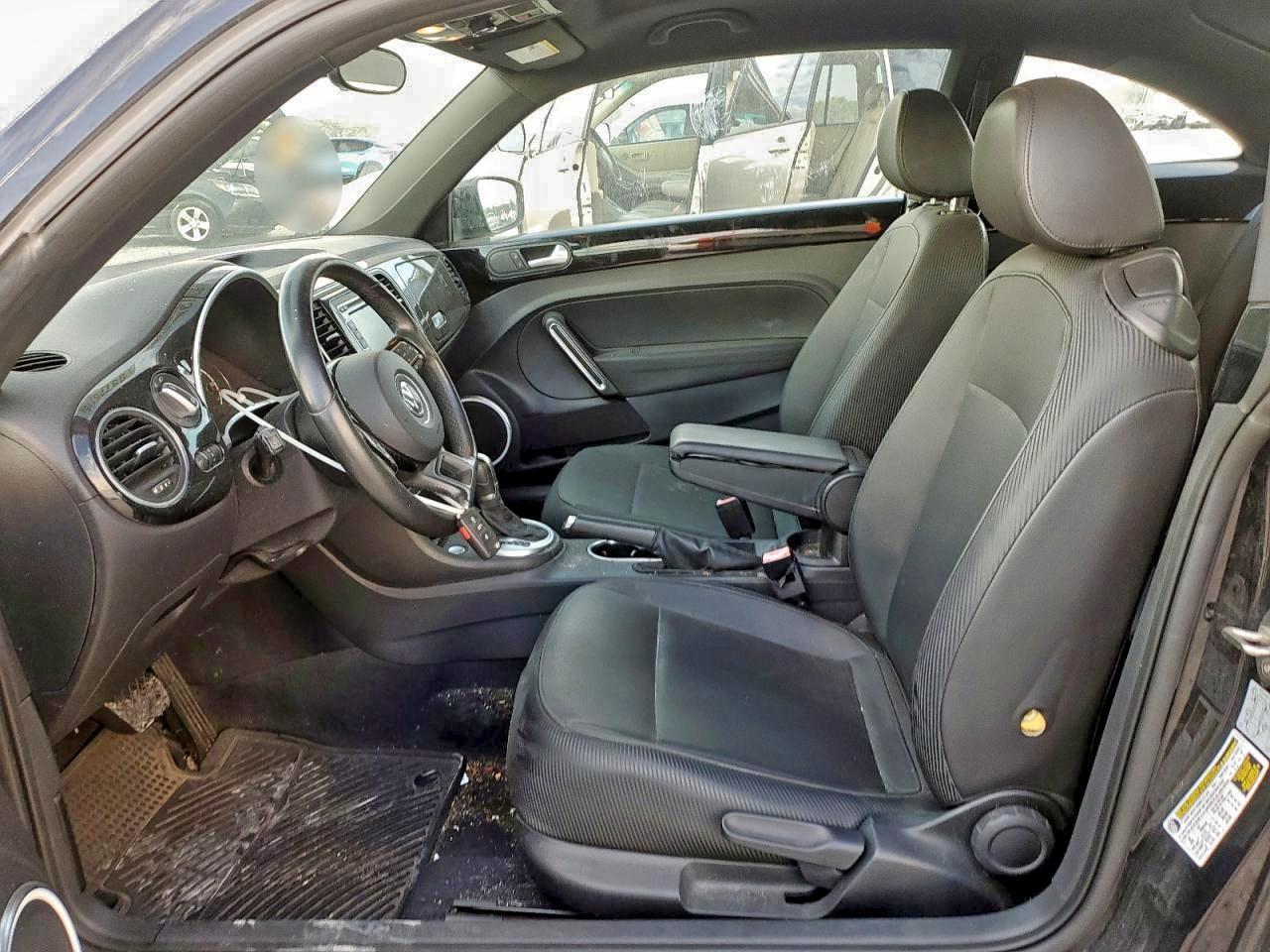2015 Volkswagen Beetle 1.8T - Image 7
