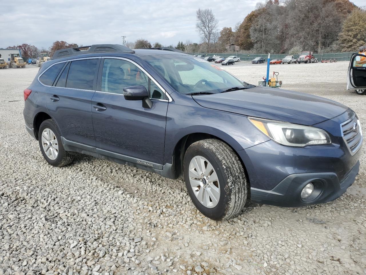 2017 Subaru Outback 2.5I Premium - Фото 4